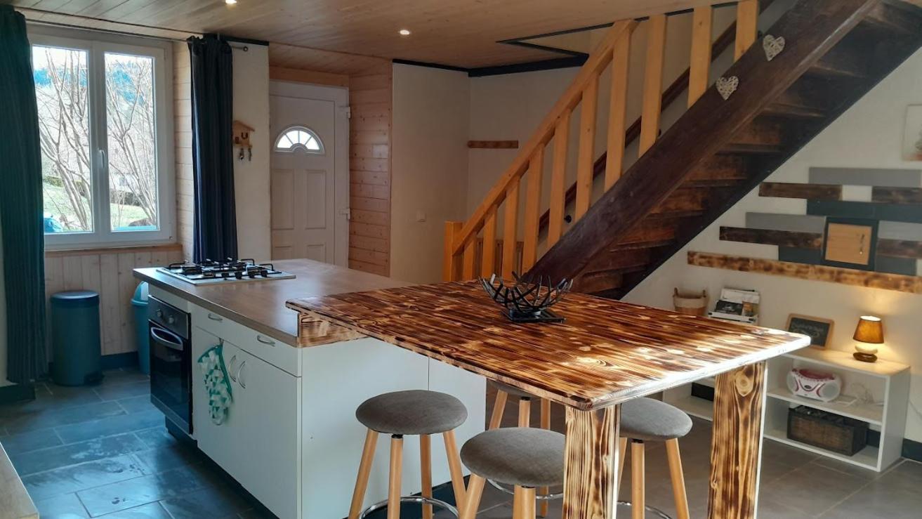 Maison Renove En Pierre Crotenay Exteriör bild